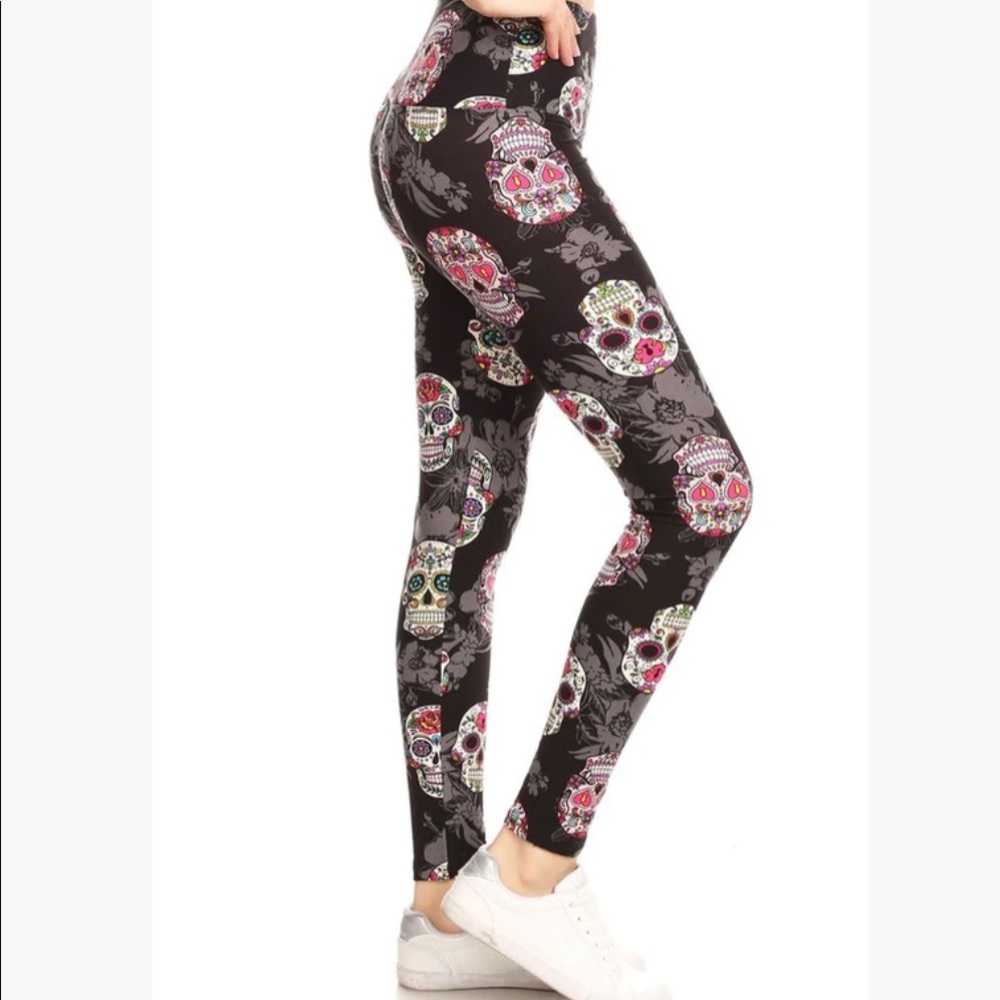 Colorful Sugarskulls Leggings.  High waist.
